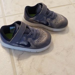 Velcro Nike Shoes